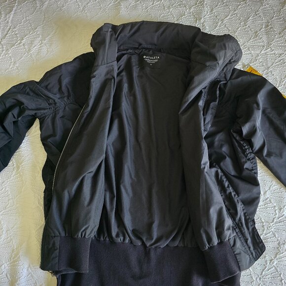 Athleta Jet Set Bomber Jacket Black Sz Medium EUC - Picture 5 of 15